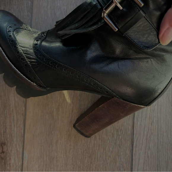 Gorgeous black boots! - Picture 15 of 16